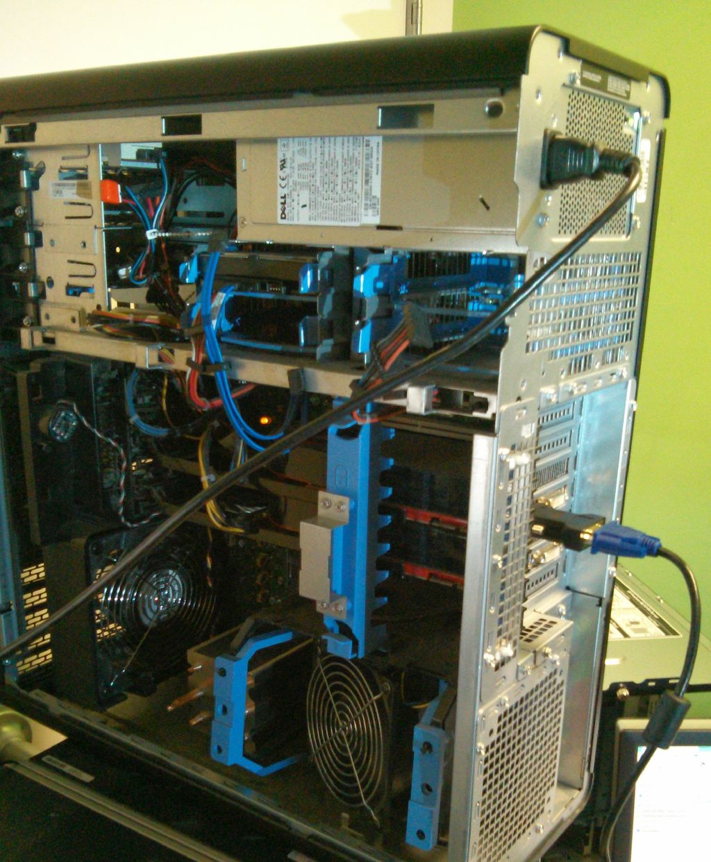 Workstation PC running windows server 2012 R2 and 