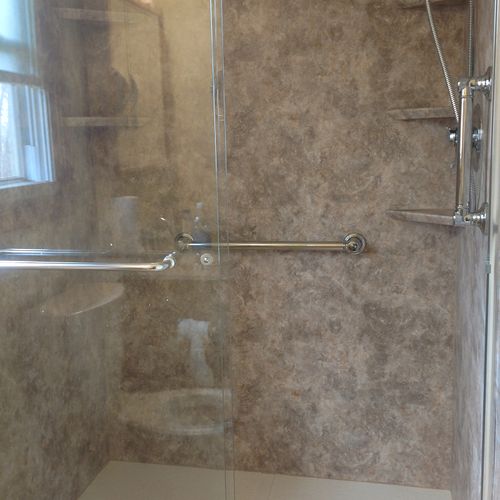 stand up shower with doors