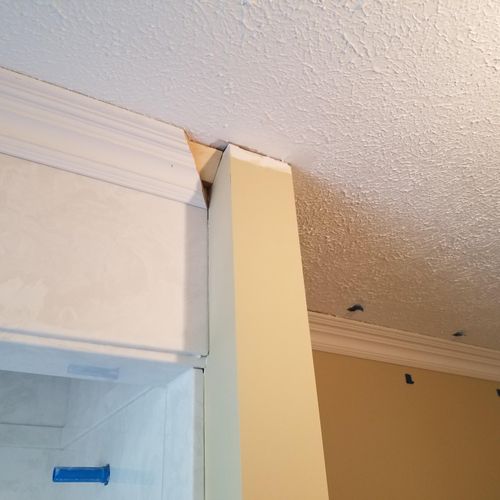 Awkward section of Ceiling/wall for crown molding