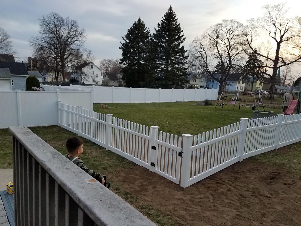 Installing a solid vinyl and a picket vinyl fence