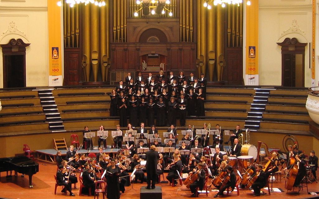 Full performance at Cape Town City Hall