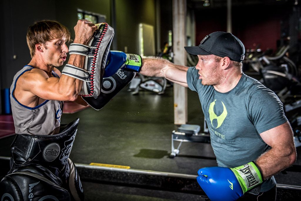 Muay Thai Kickboxing Session