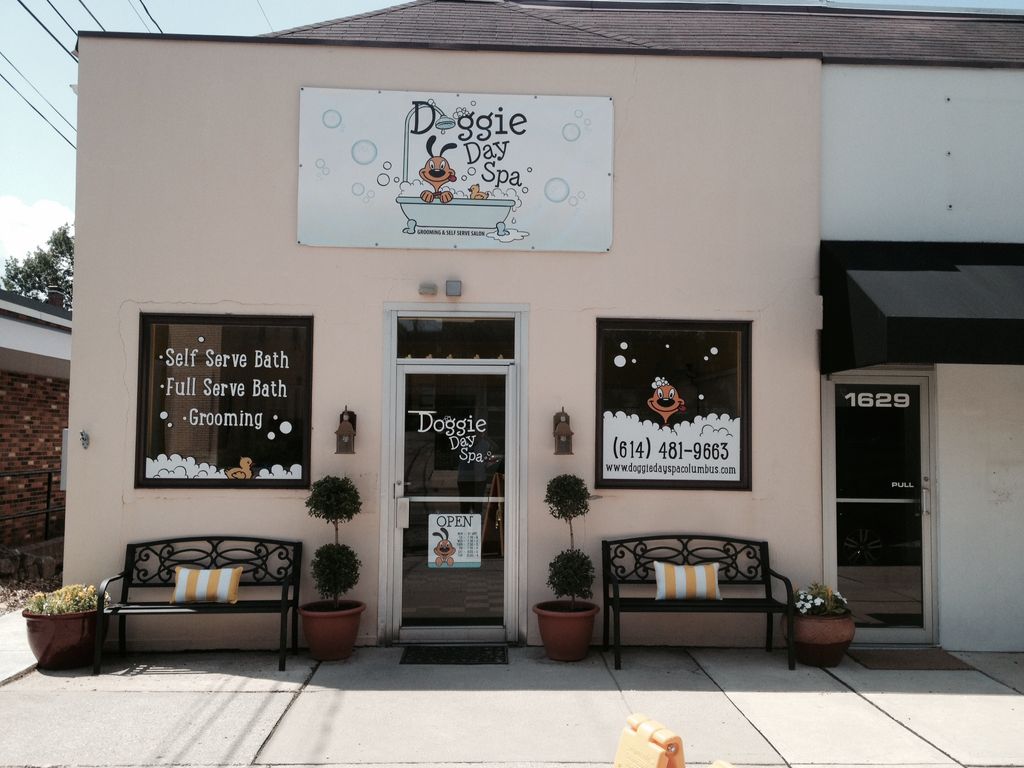 Centrally located in Grandview.
