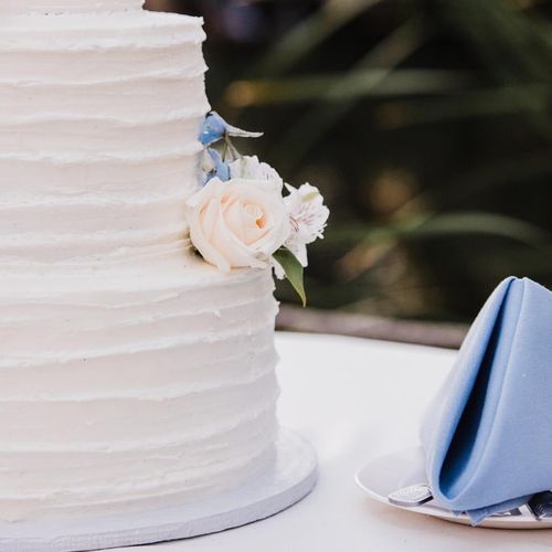 Wedding Cake in Menifee, CA.