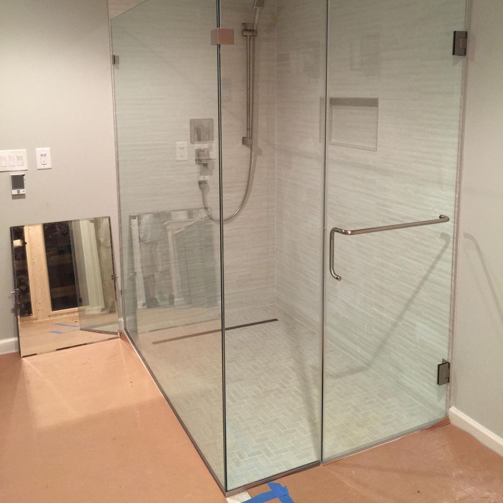 A&R Glass, Showers & More