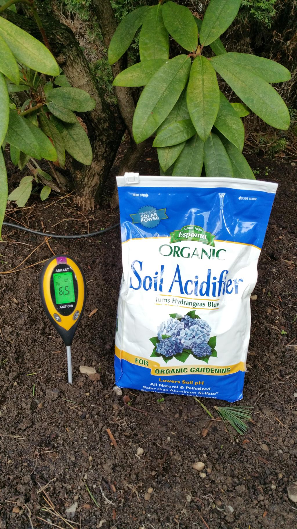 Lowers Soil pH