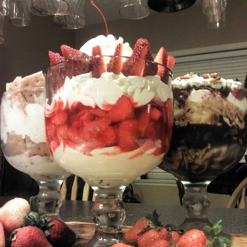 desserts ~ strawberry shortcake, peanut butter pie
