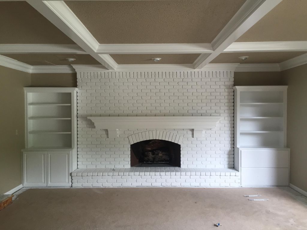 After picture of living room after painting from s