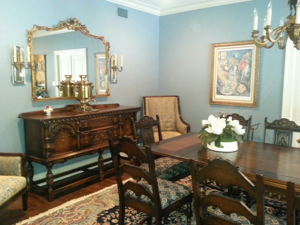 Dining room, with a traditional feel