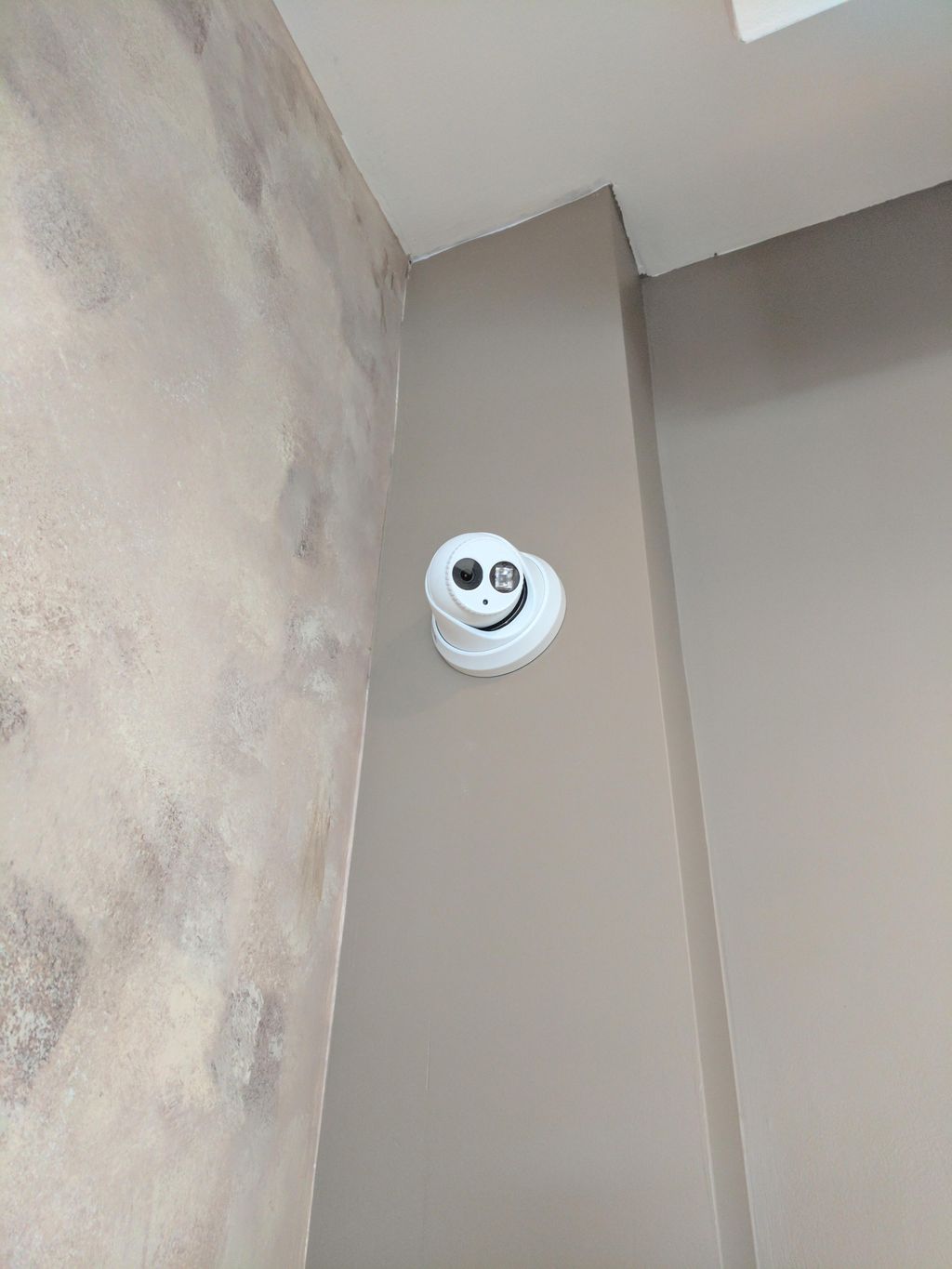 LTS 4.1 MP IP Cameras