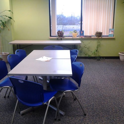 daily cleaning in office lunch rooms,wipe downs,di