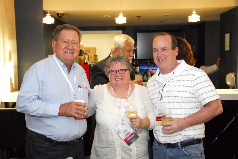 We have a winner of the drawing!