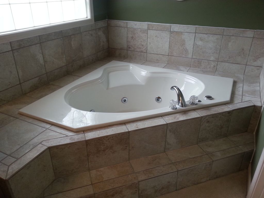 Garden tub/shower remodel - after