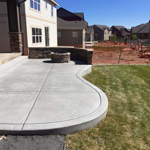 regular finish patio with the curved look