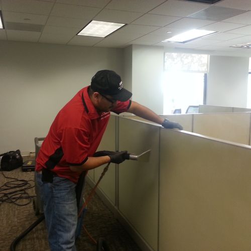 Office cubicle panels cleaning