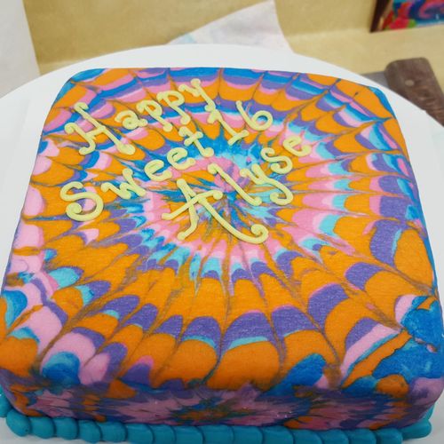 "Tie-dyed" buttercream cake
