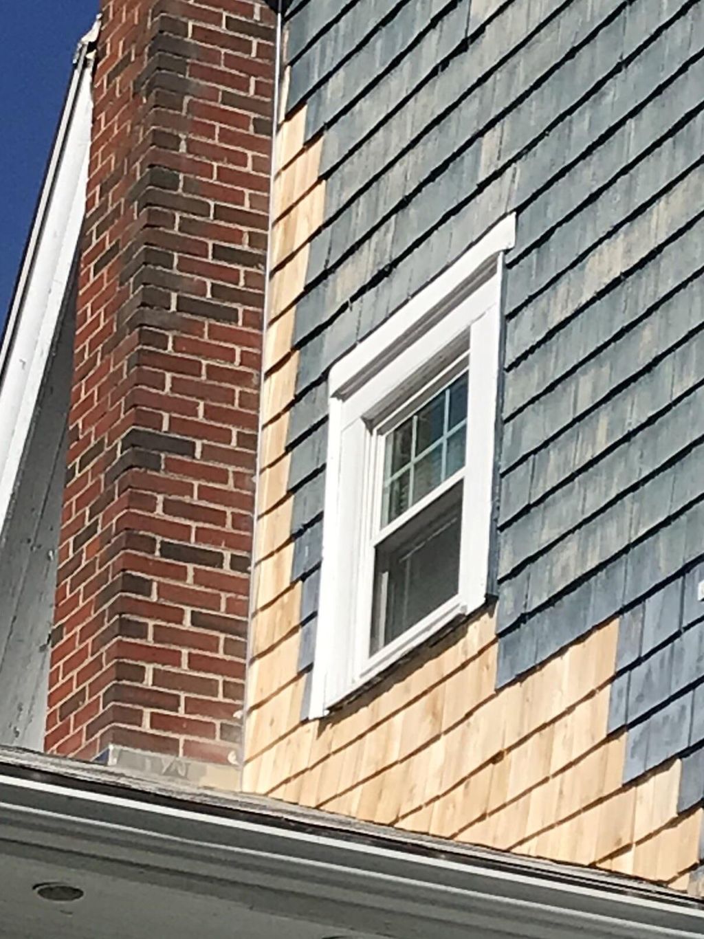 Chimney was not flashed against the house or at th