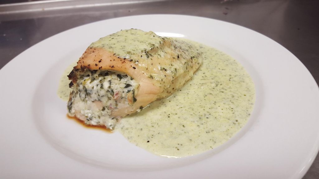 Stuffed Chicken with Pesto Cream
