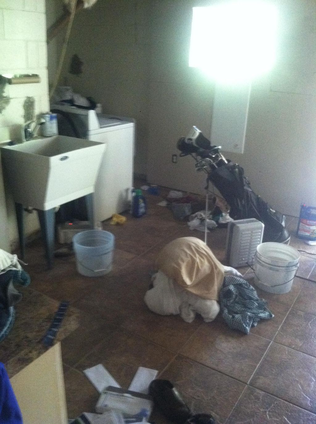 Laundry Room (Before)