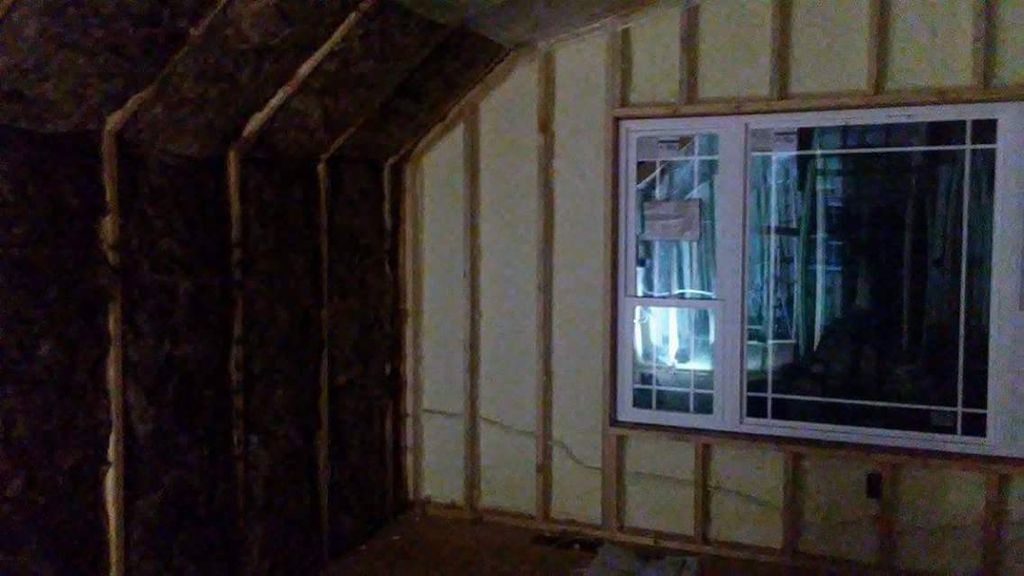 Spray foam Wall