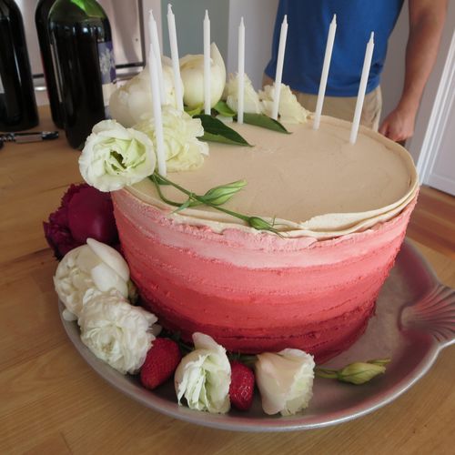Vanilla and strawberry ombre cake