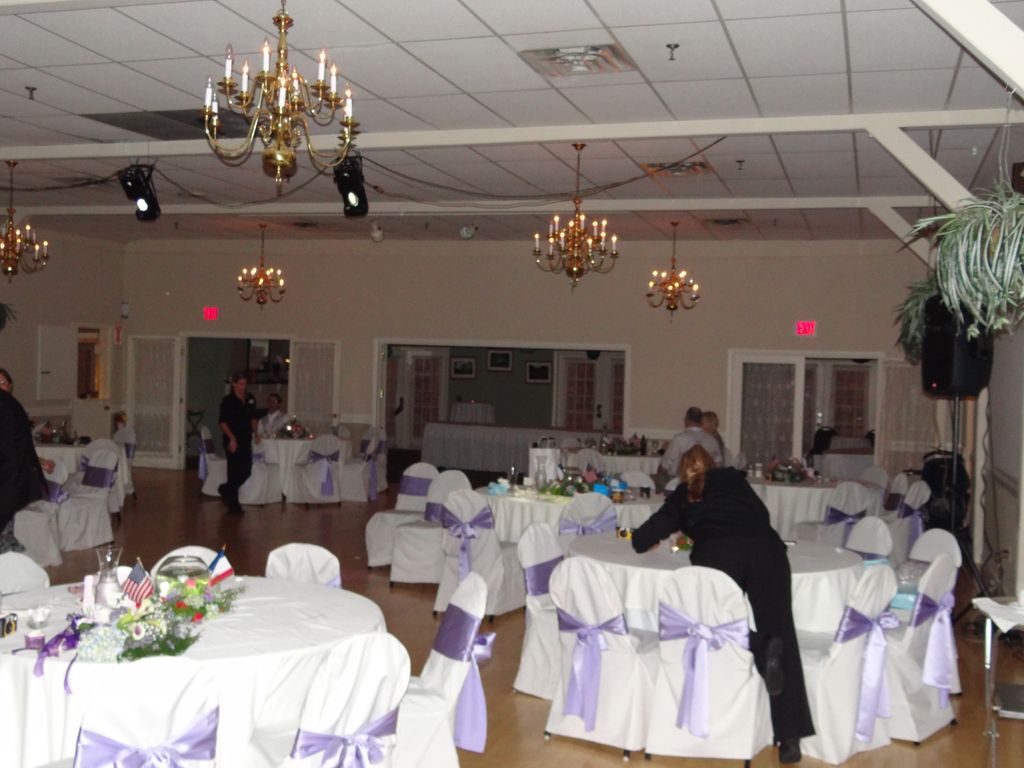 This couple for their wedding wanted a "club" like