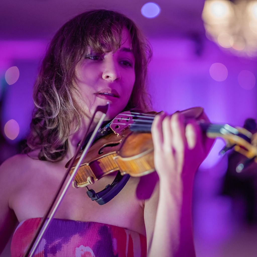 Violin Lessons or Events by a Juilliard Graduate