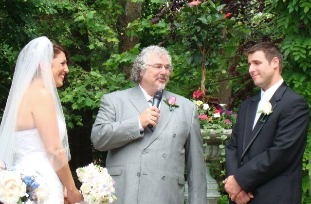 Chas August: Wedding Officiant
