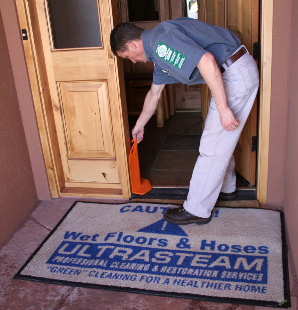 We protect your house with doormats and cornerguar