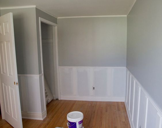 Chair rail and inset molding providing a distincti