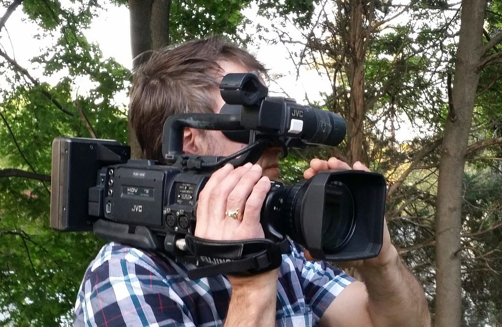 JVC HD-100