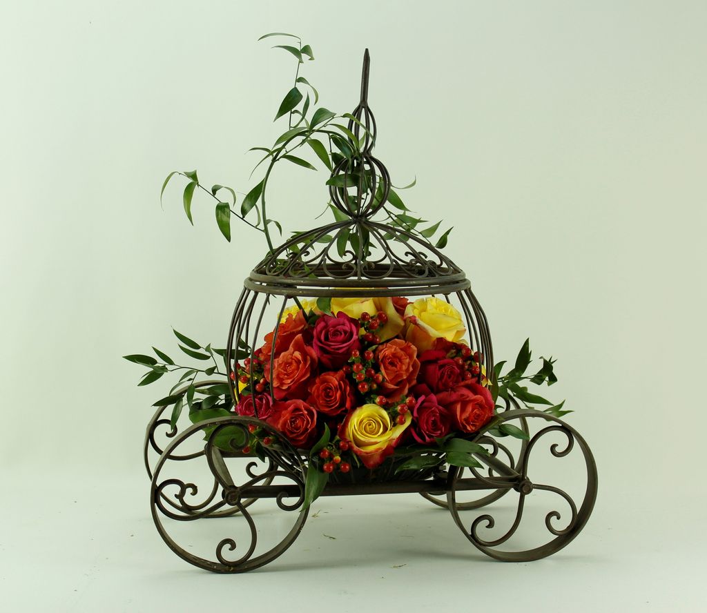 Floral Arrangements for the Guest Sign in Table