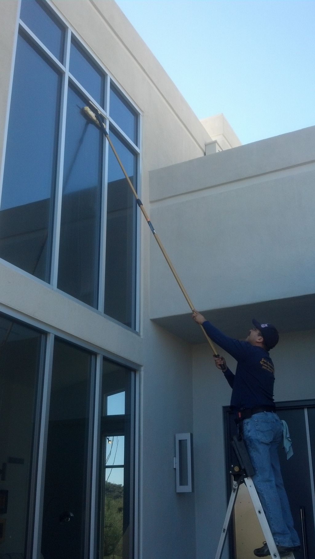 I can handle even the most challenging of windows.