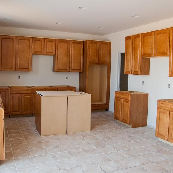 FERNANDO CABINET INSTALLER