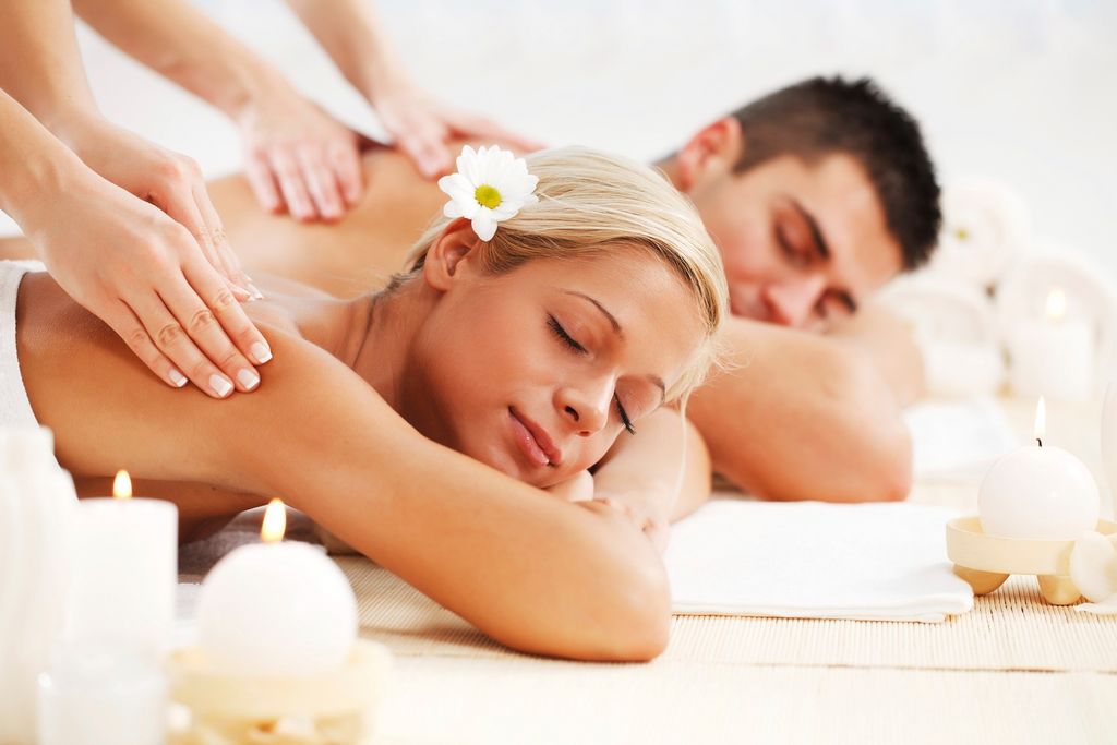 Pampering Couples Massage.
