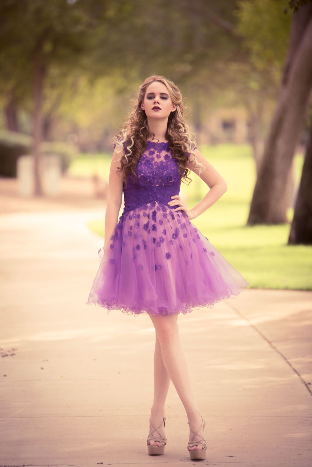 Taylor Paige portrait session.  Hair makeup and ph