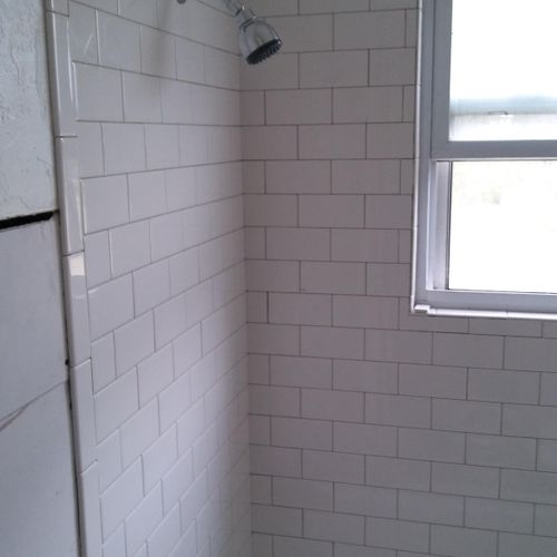 Tub and shower tile (left side