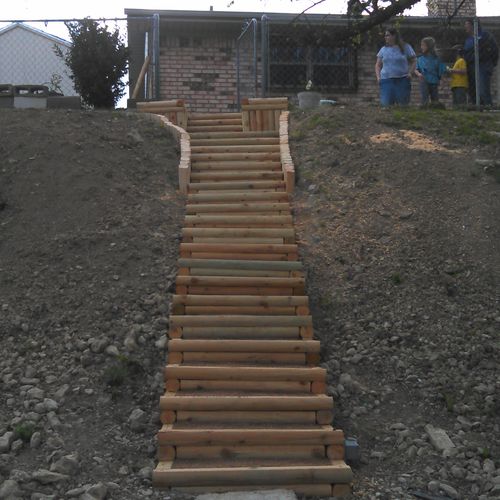 Landscape timber steps with decomposed granite fil