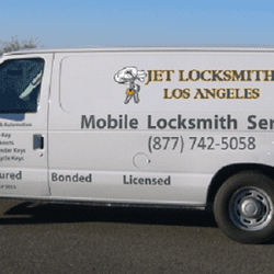 Mobile locksmith