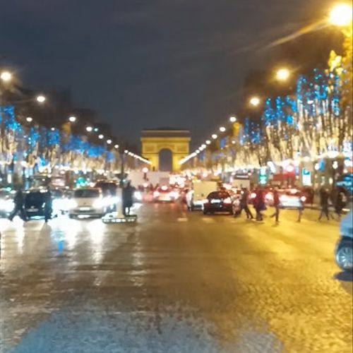 I was in Paris for Christmas '14! Here are L'Arc d