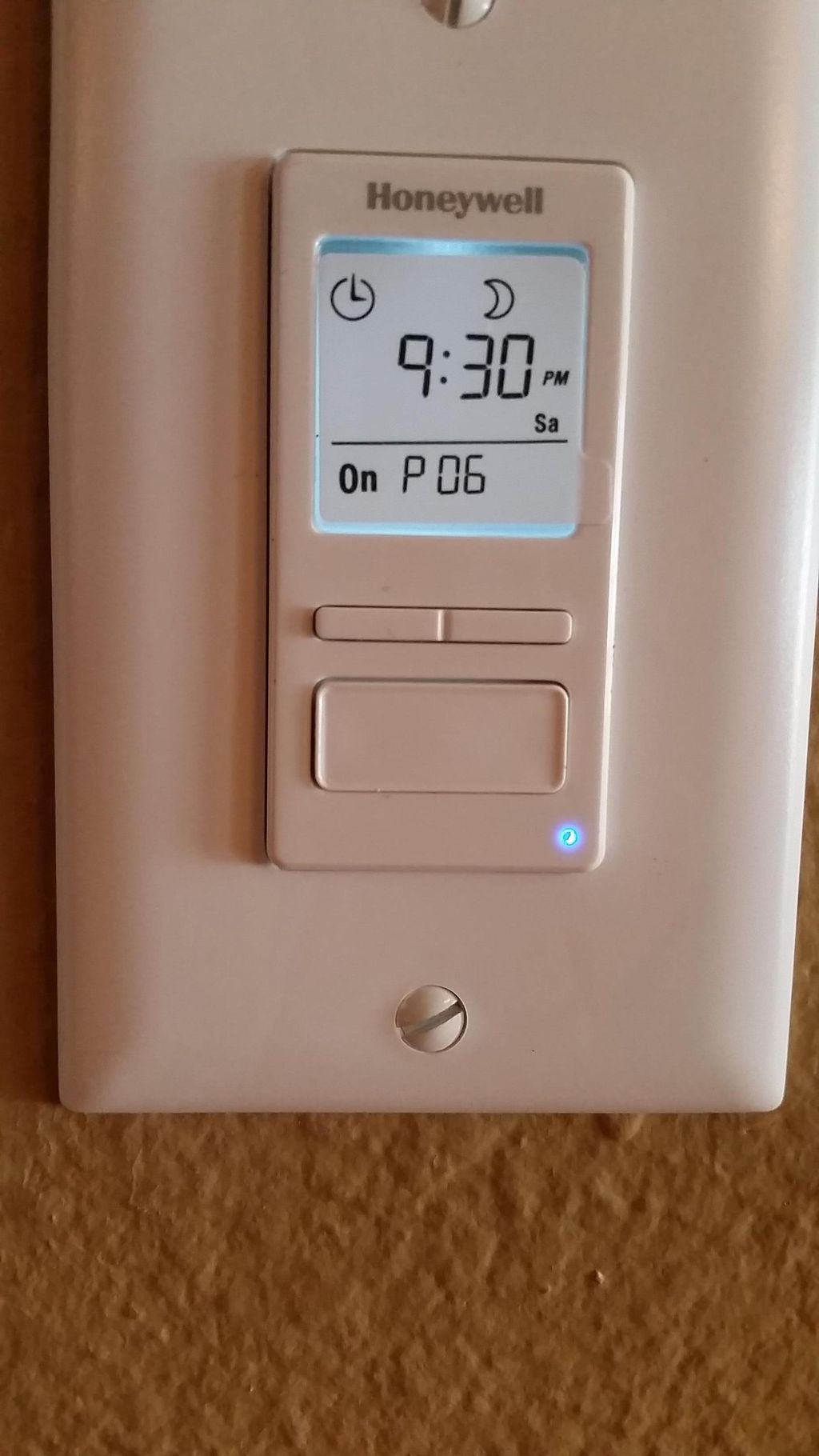 electronic light switch with auto on/off setting