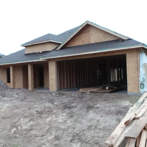 Home under construction that my buyers from New Me