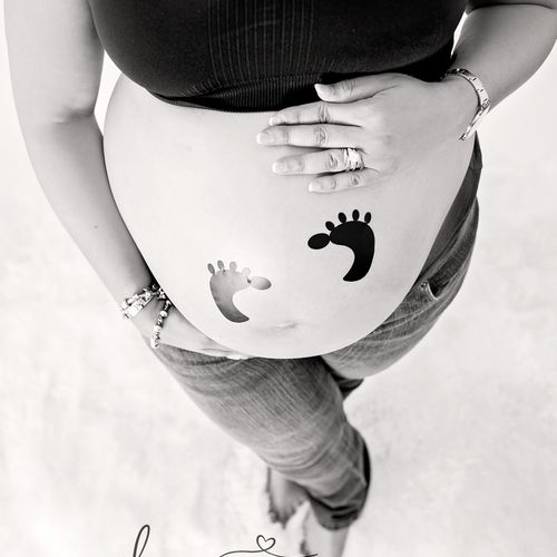 Maternity Sessions Studio
recommend at 71/2 - 8 mo