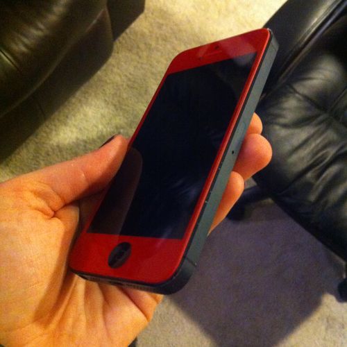 I have replaced the screen on my iPhone 5 to a red