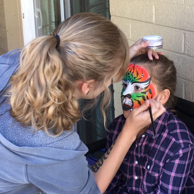 The Funny Face Painter
