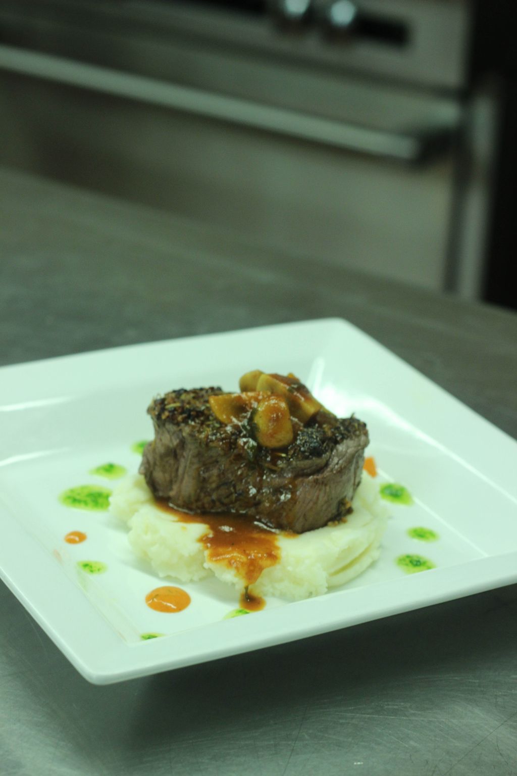 Beef Tenderloin w/mushroom demi