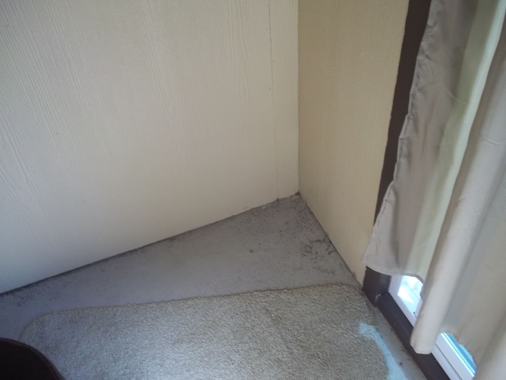 hot tub room
BEFORE PIC