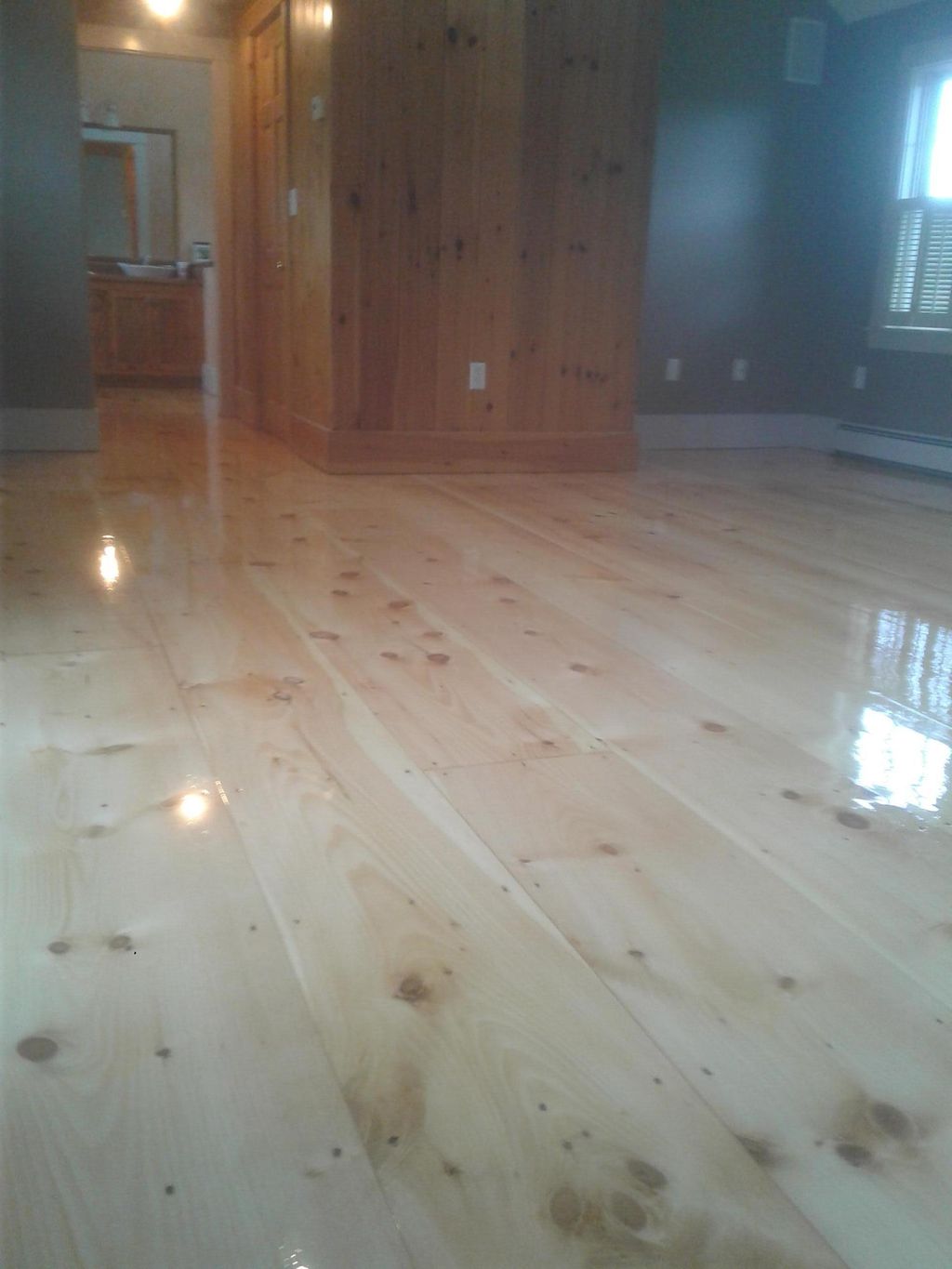 Wide pine refinish in Kingston, NH