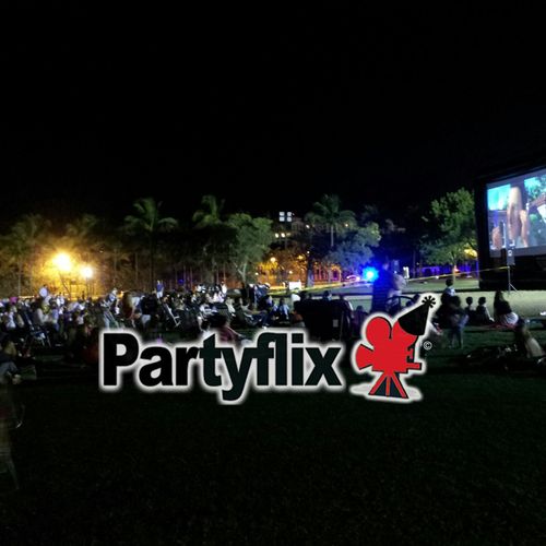 30ft Partyflix Show Stopper Inflatable Movie Scree