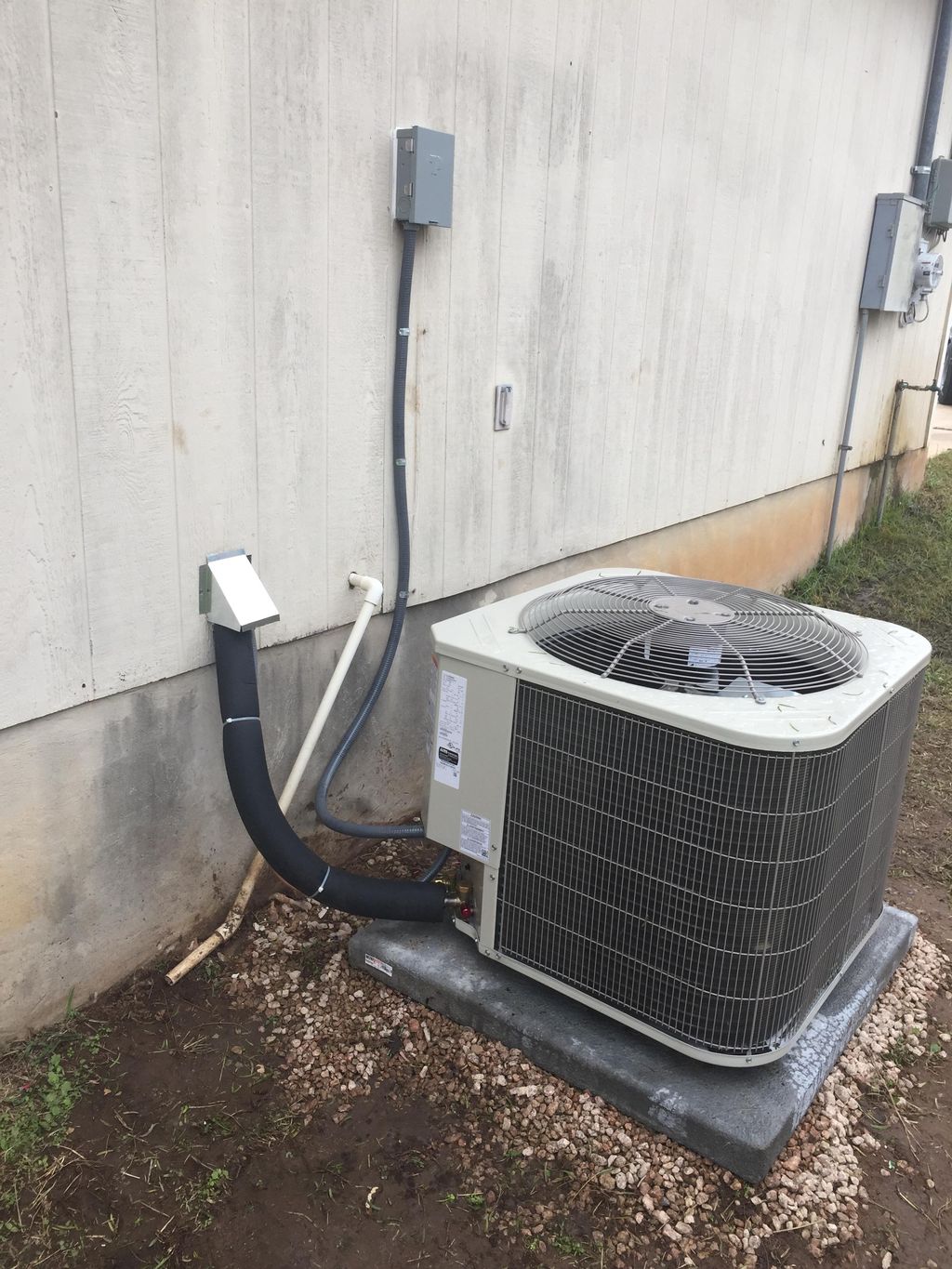 New condenser install incompliance with code requi